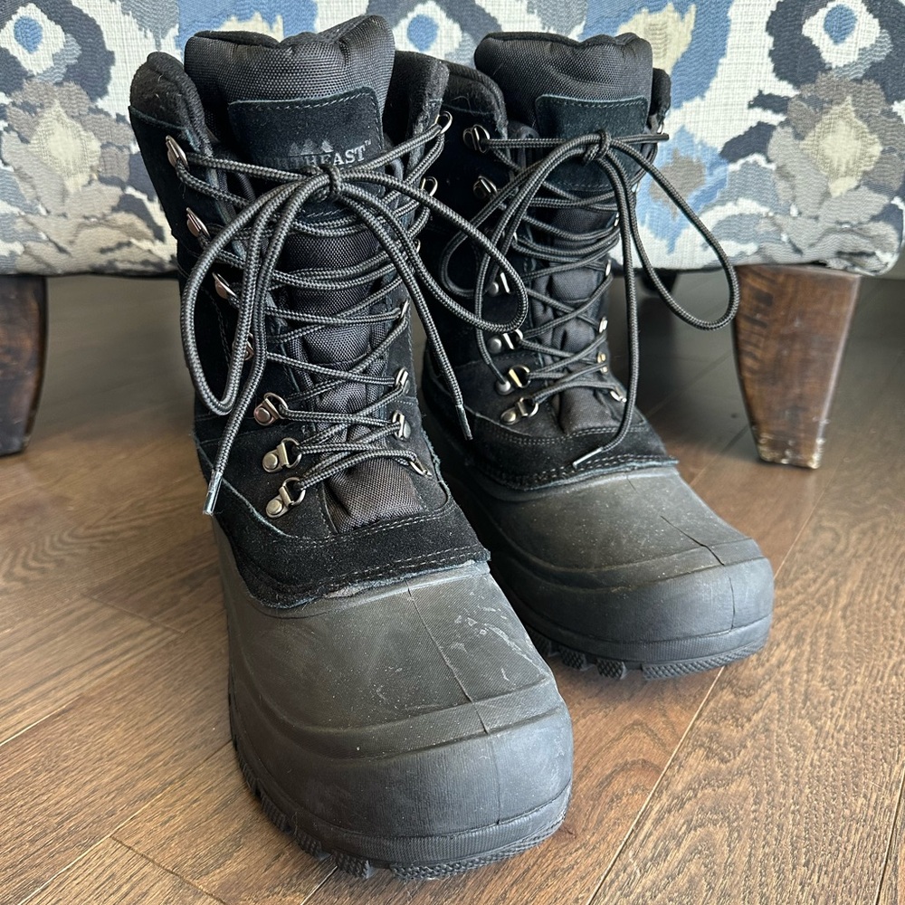 Northeast Outfitters Men’s PAC Winter Boots with Lace-Up Design - Black